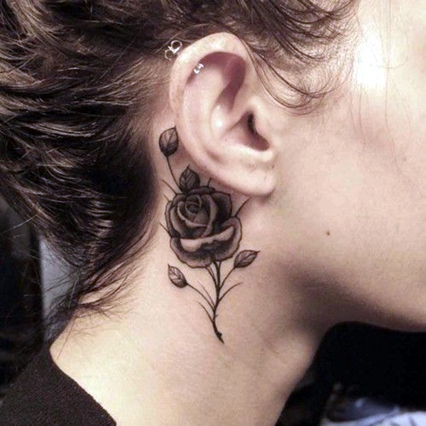 Zonas del cuerpo para diseñar tatuajes para mujeres: Detrás de la oreja